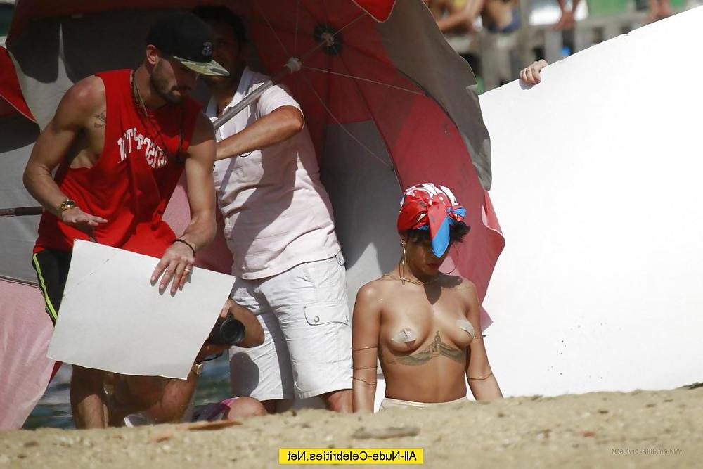 16P RIHANNA CAMELTOE - PRACTICALLY COMPLETE NAKED