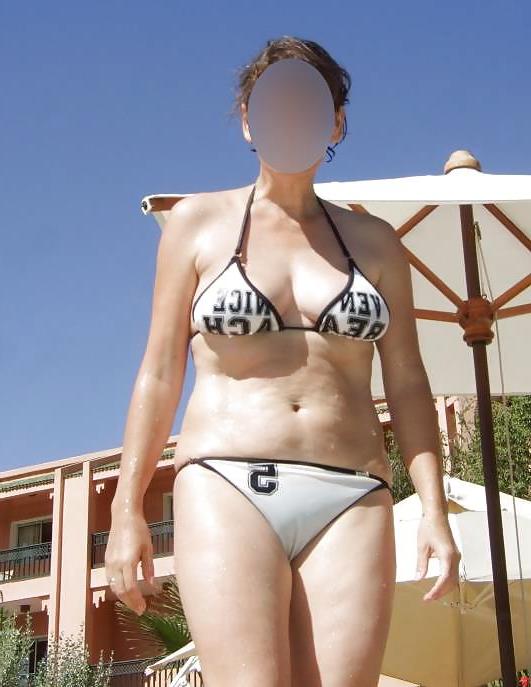 13P Holiday tit pics from the past years - find the cameltoe...