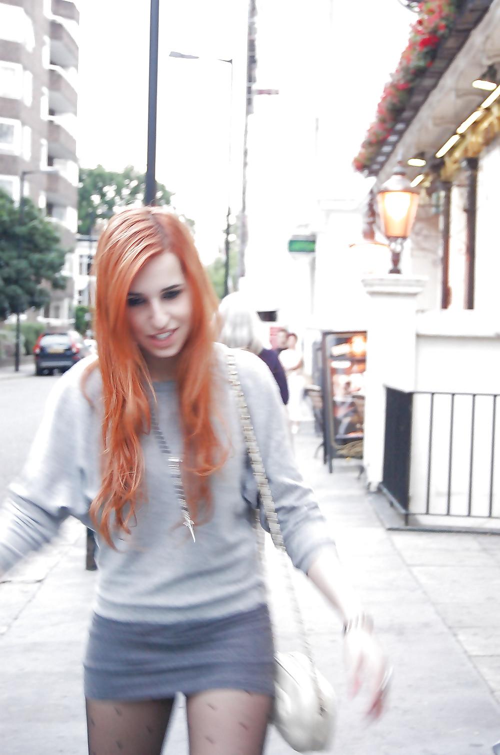 25P Pantyhose Redheads