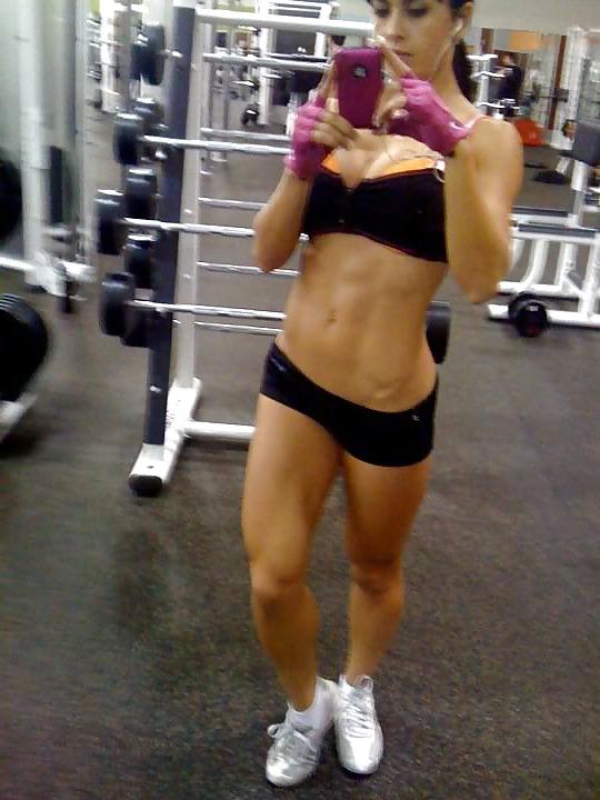 23P Sexy bodybuilder Olya  Henry