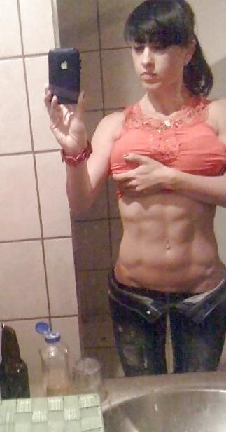 23P Sexy bodybuilder Olya  Henry