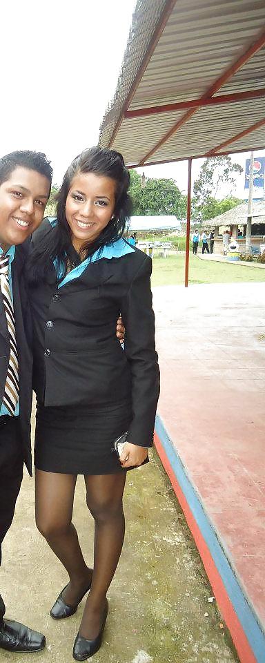 25P Pantyhose en la escuela latinas