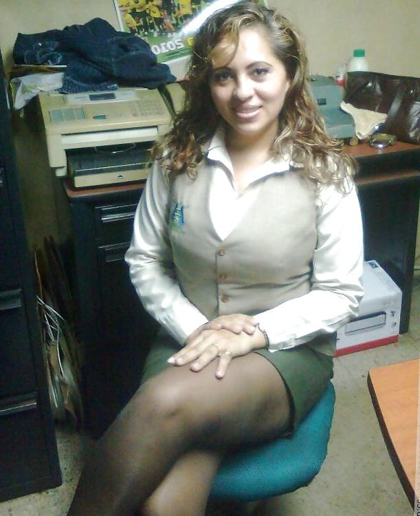 25P Pantyhose en la escuela latinas