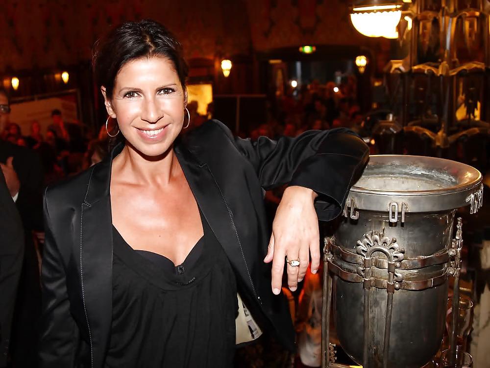 22P Dutch celeb milf, Isa hoes