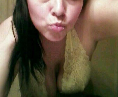 12P My Chubby Wife