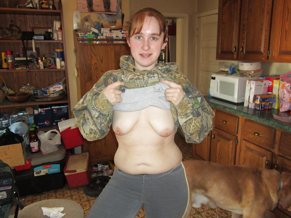 25P Redneck pawg honey