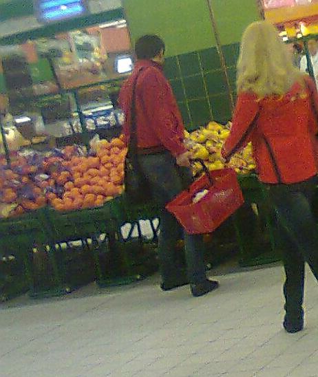 25P Spy mall and supermarket romanian