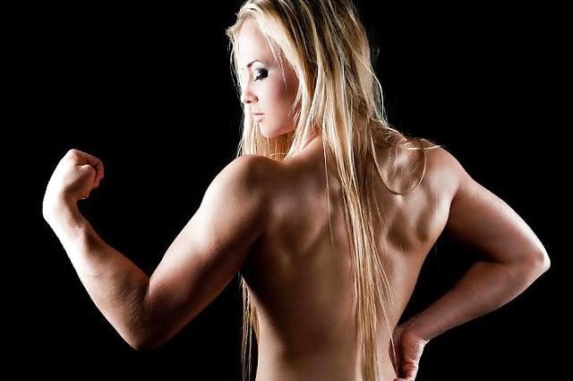 20P Dominant & Ballbusting Women 2