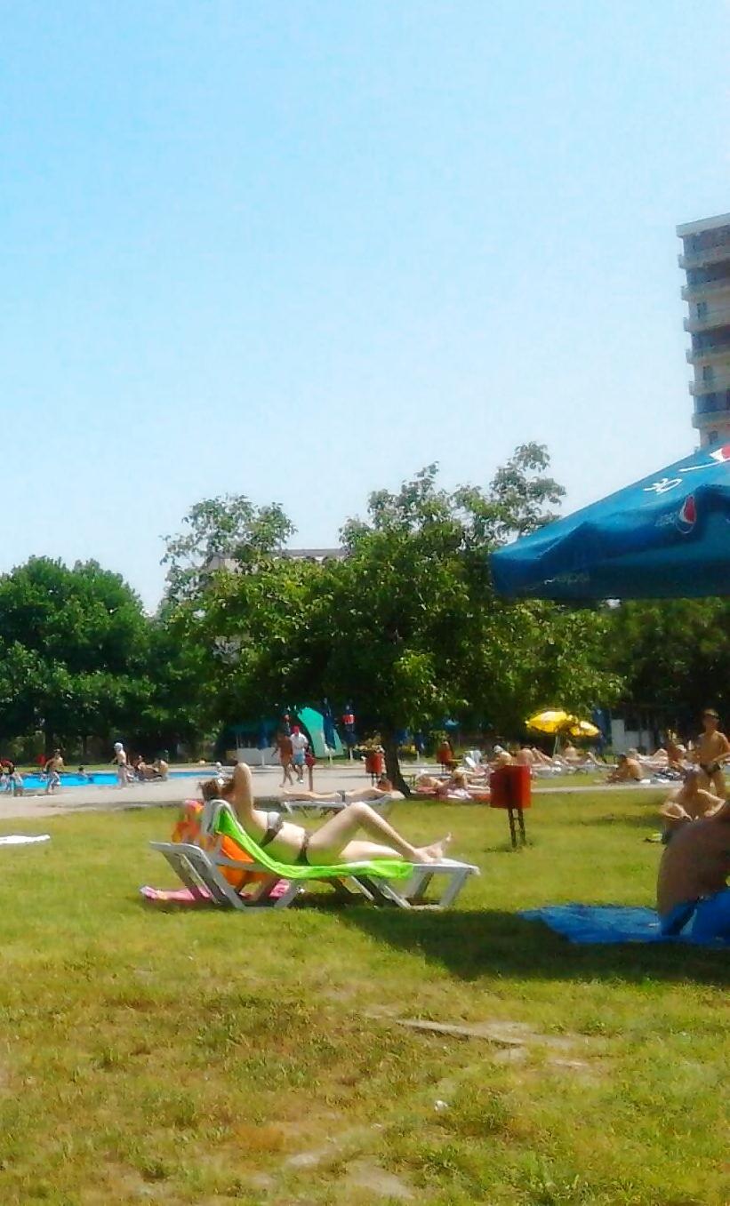 25P Sexy matures summer beach
