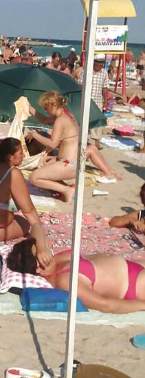 25P Sexy matures summer beach