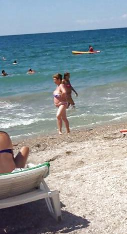 25P Sexy matures summer beach