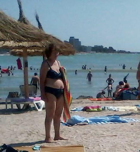 25P Sexy matures summer beach