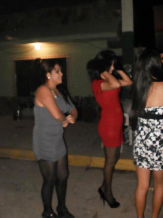 25P Mexicanitas amateurs in pantyhose and pantimedias