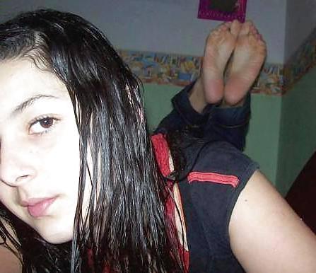 18P Teen feet
