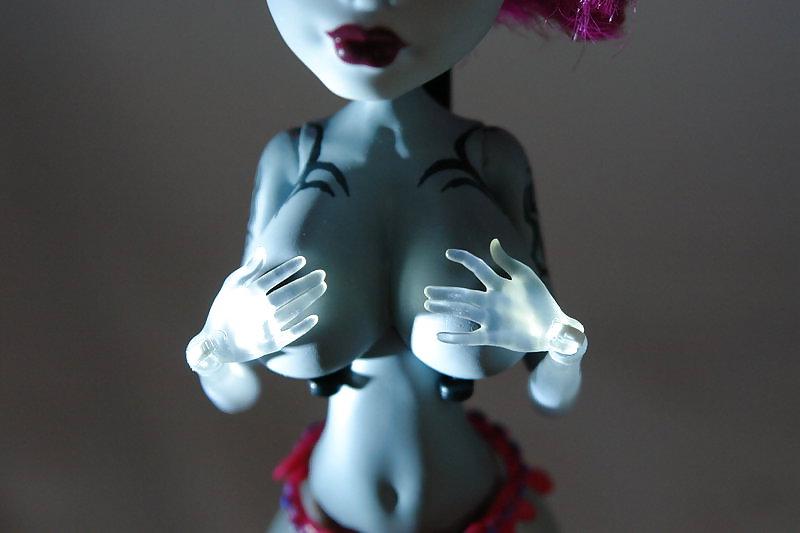 24P Busty Big Boob Monster High Dolls