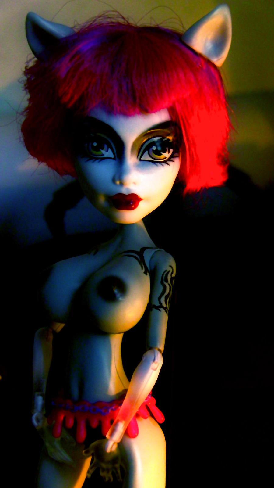 24P Busty Big Boob Monster High Dolls