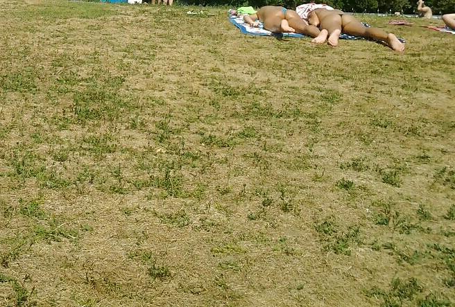 12P Spy picnic and fishing old + young romanian