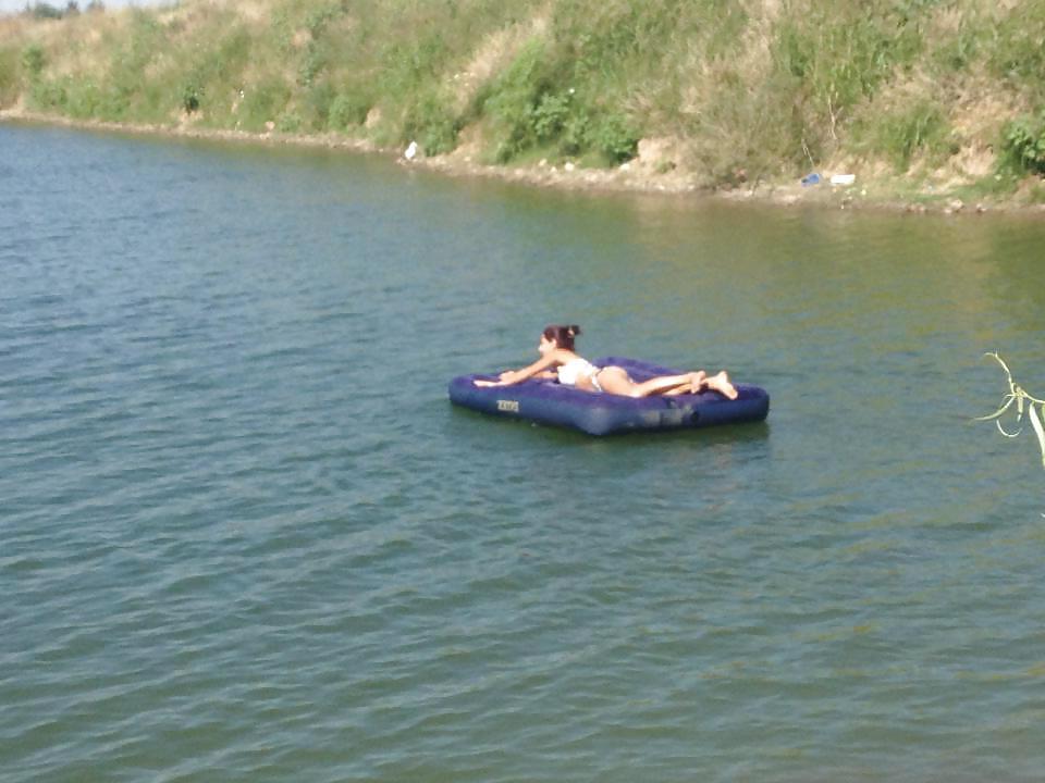 12P Spy picnic and fishing old + young romanian