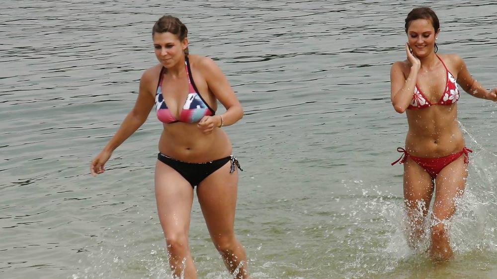 20P Visit to Cuba - Beach women