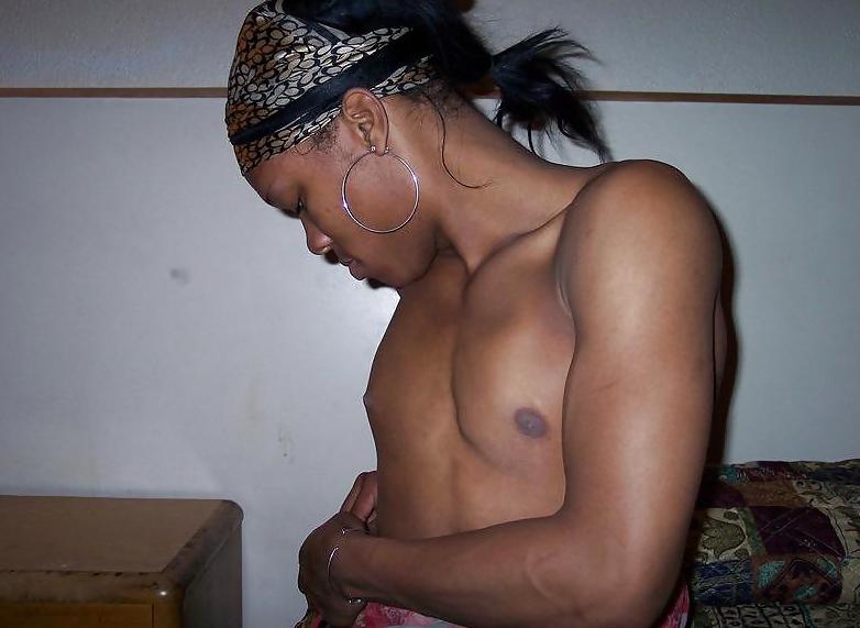 25P BLACK TRANNY FROM THE HOOD 