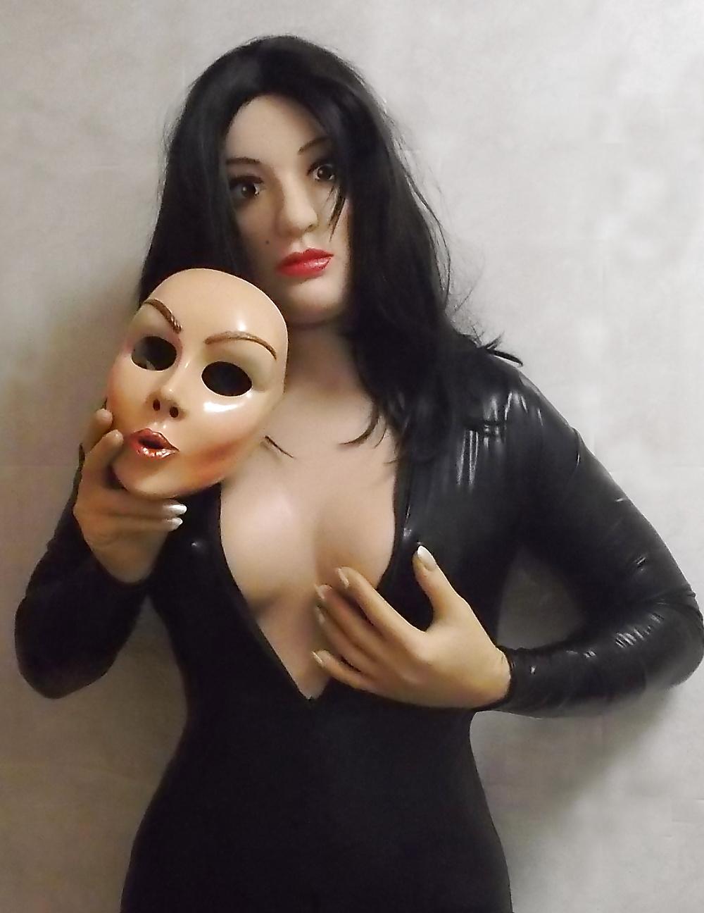 25P Doll