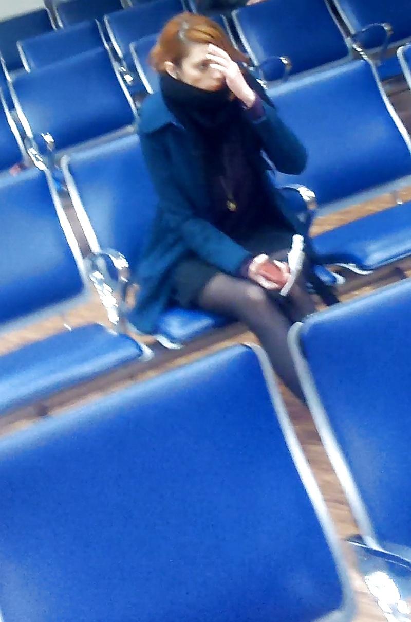 16P Airport girl 2- long legs short skirt
