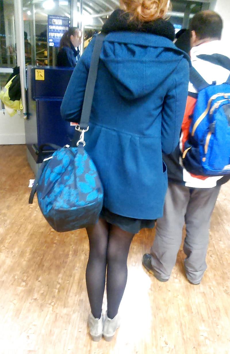 16P Airport girl 2- long legs short skirt