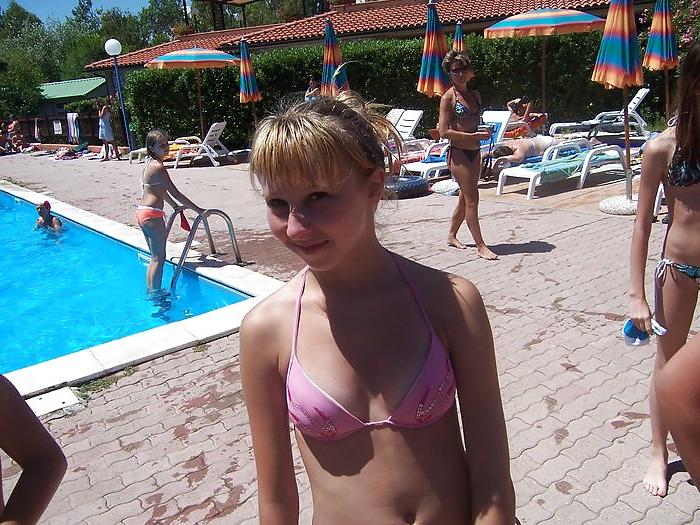 19P Teenager im Urlaub
