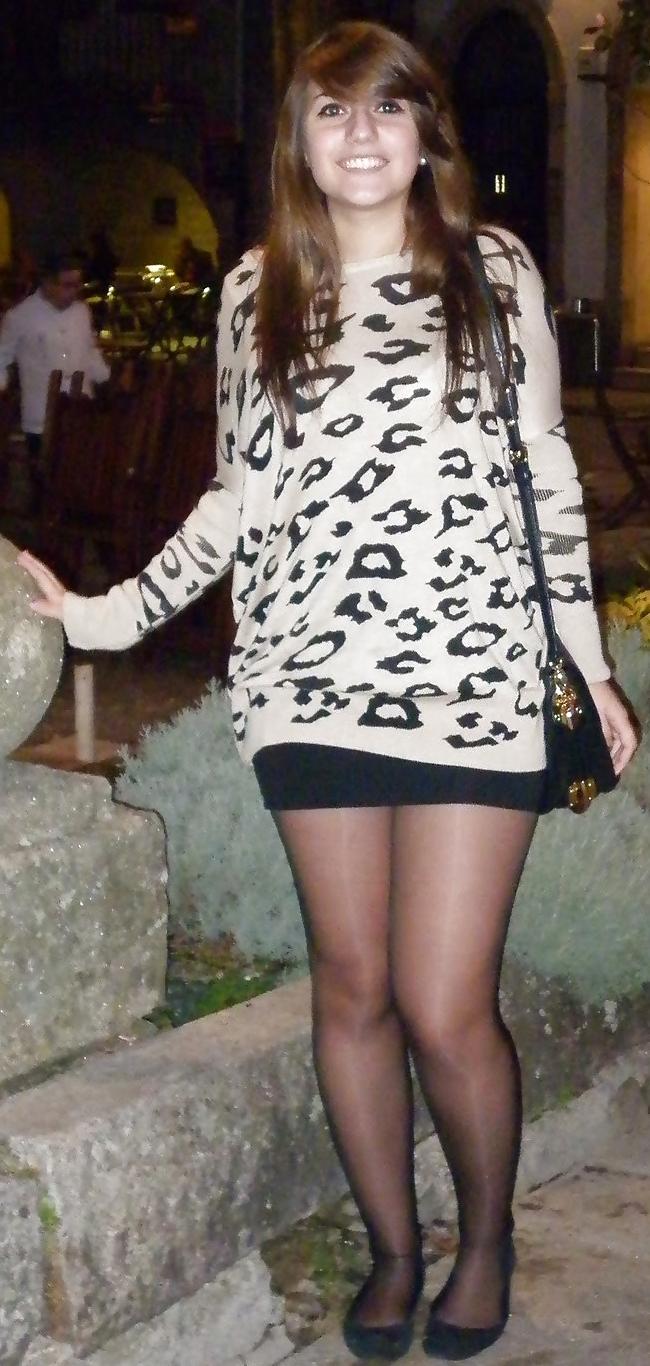 20P Looking good girls in pantyhose! 01