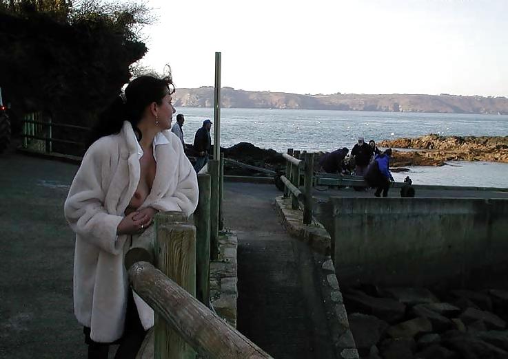 25P FRENCH NADINE enjoying the navy 2003 - Part 2