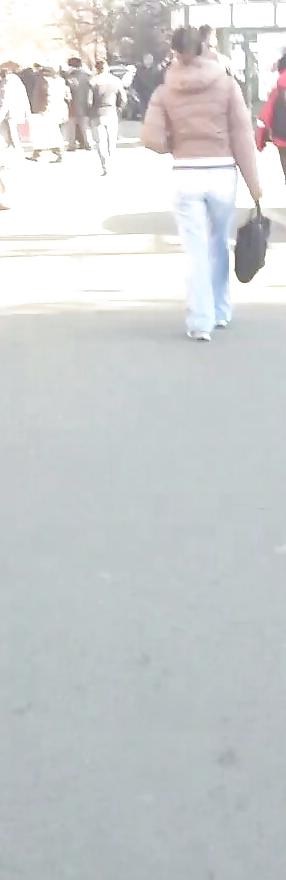 18P Spy girls street ass and teens romanian