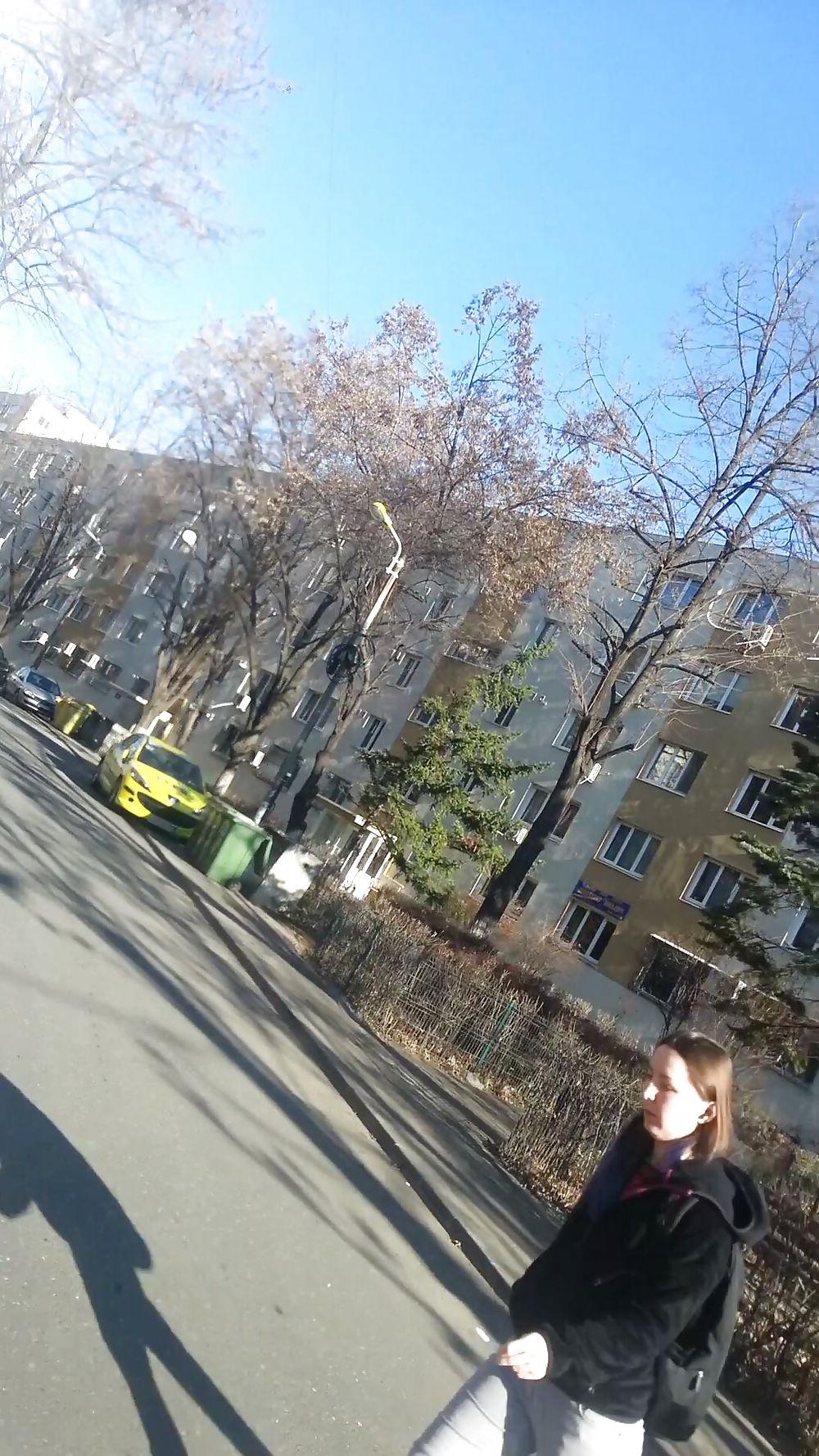 18P Spy girls street ass and teens romanian