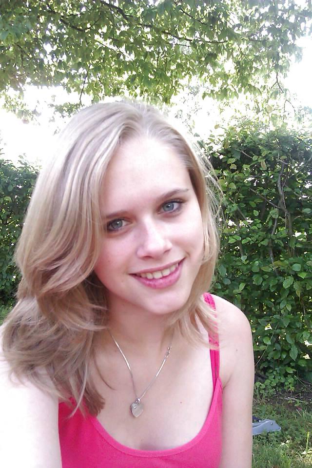 25P Dutch slut 47