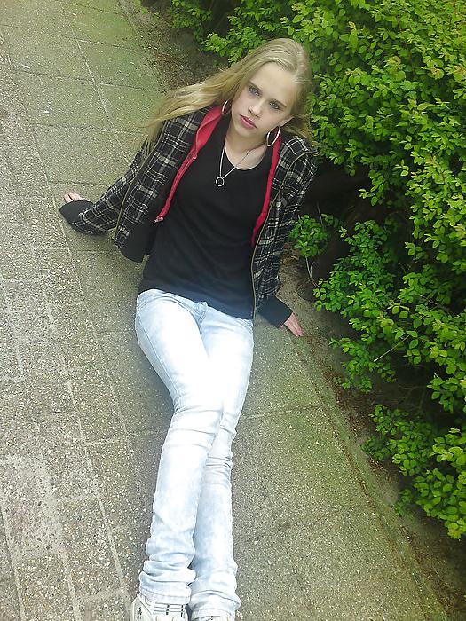 25P Dutch slut 47