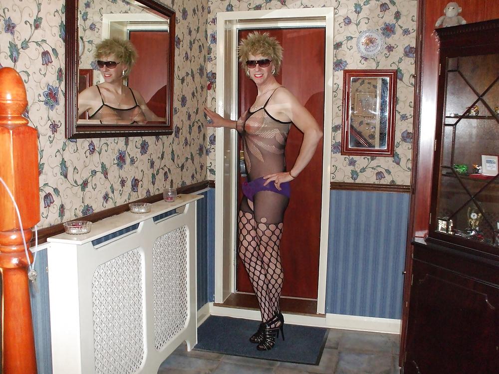 25P Whale net bodystocking