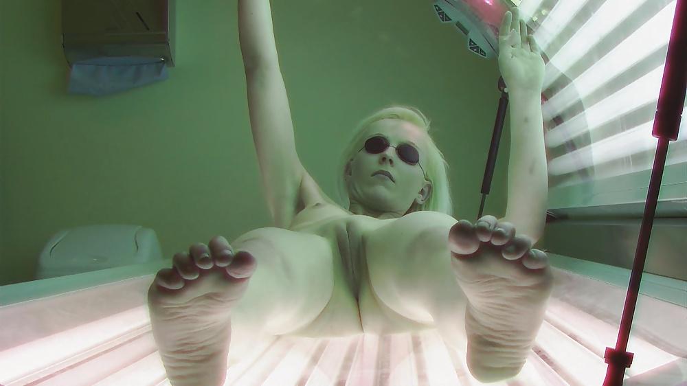 22P Spy Camera Tanning!