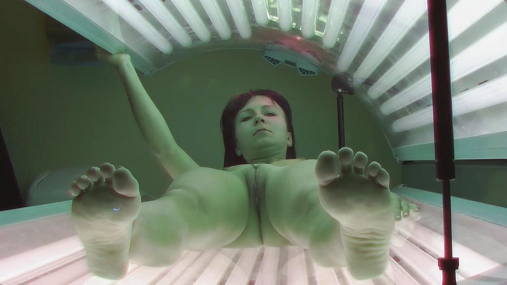 22P Spy Camera Tanning!