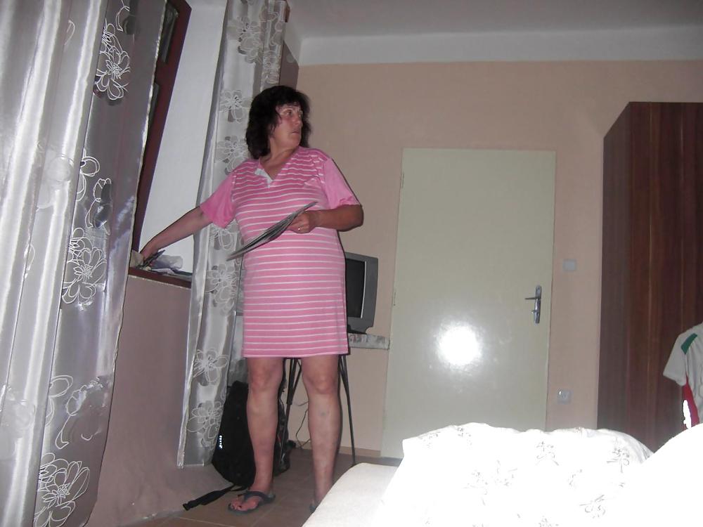 9P Old ladies trip fun