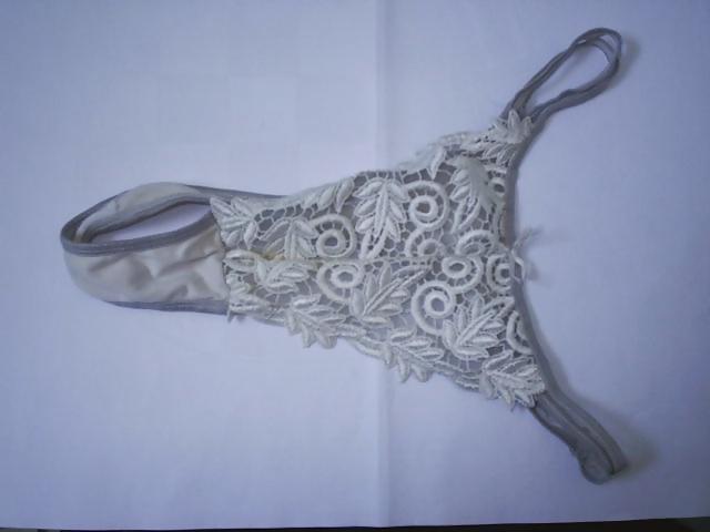 25P My sister hiden cam,dirty panties