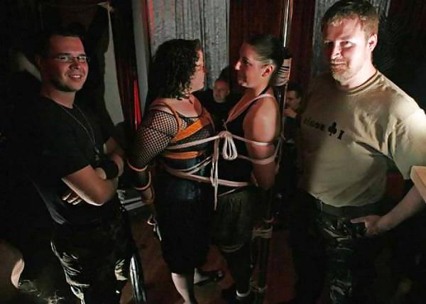 11P Submissive females 6