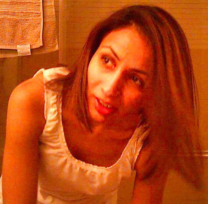 10P Indian Doctor in Shower :)