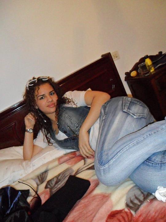 25P Friend Facebook-Aniita Bueso