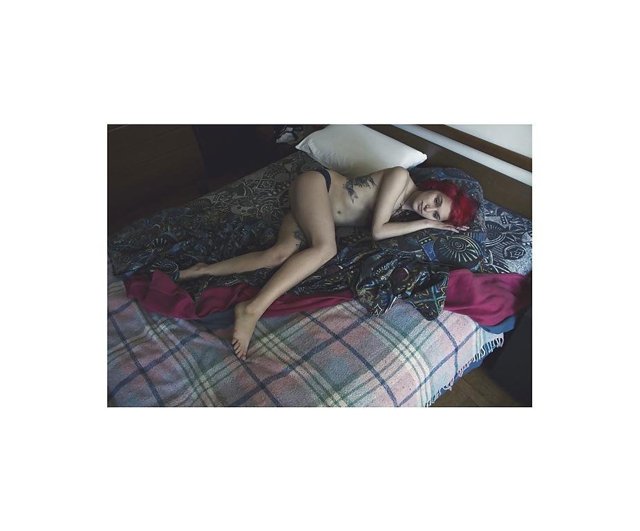 8P Italian girl Pinc Hair - Relax and home nudism
