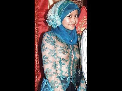 25P Tudung Dada Montok
