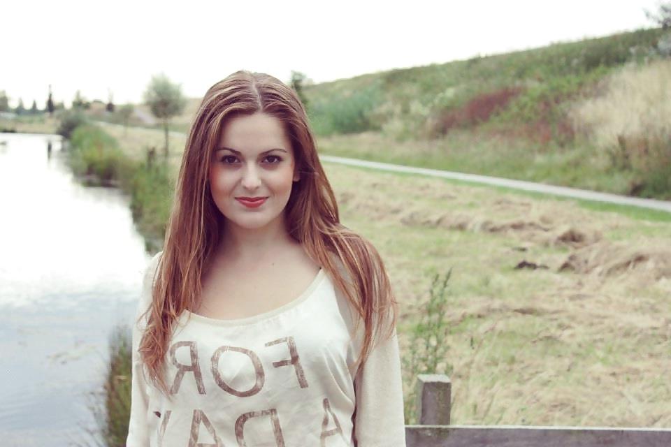 17P Dutch slut 69