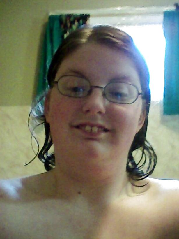 10P A friend sends me selfies