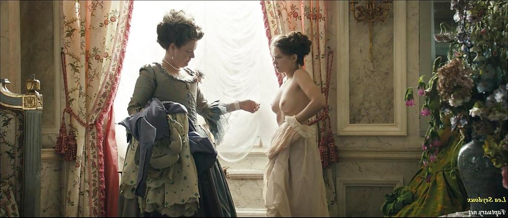25P Nude Celebrity Scenes 