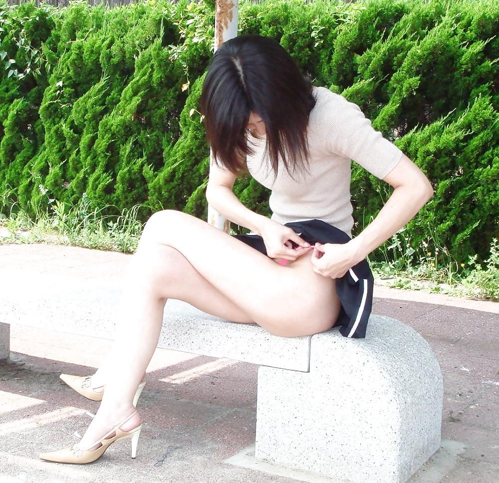 25P Up Skirt At The Park 10