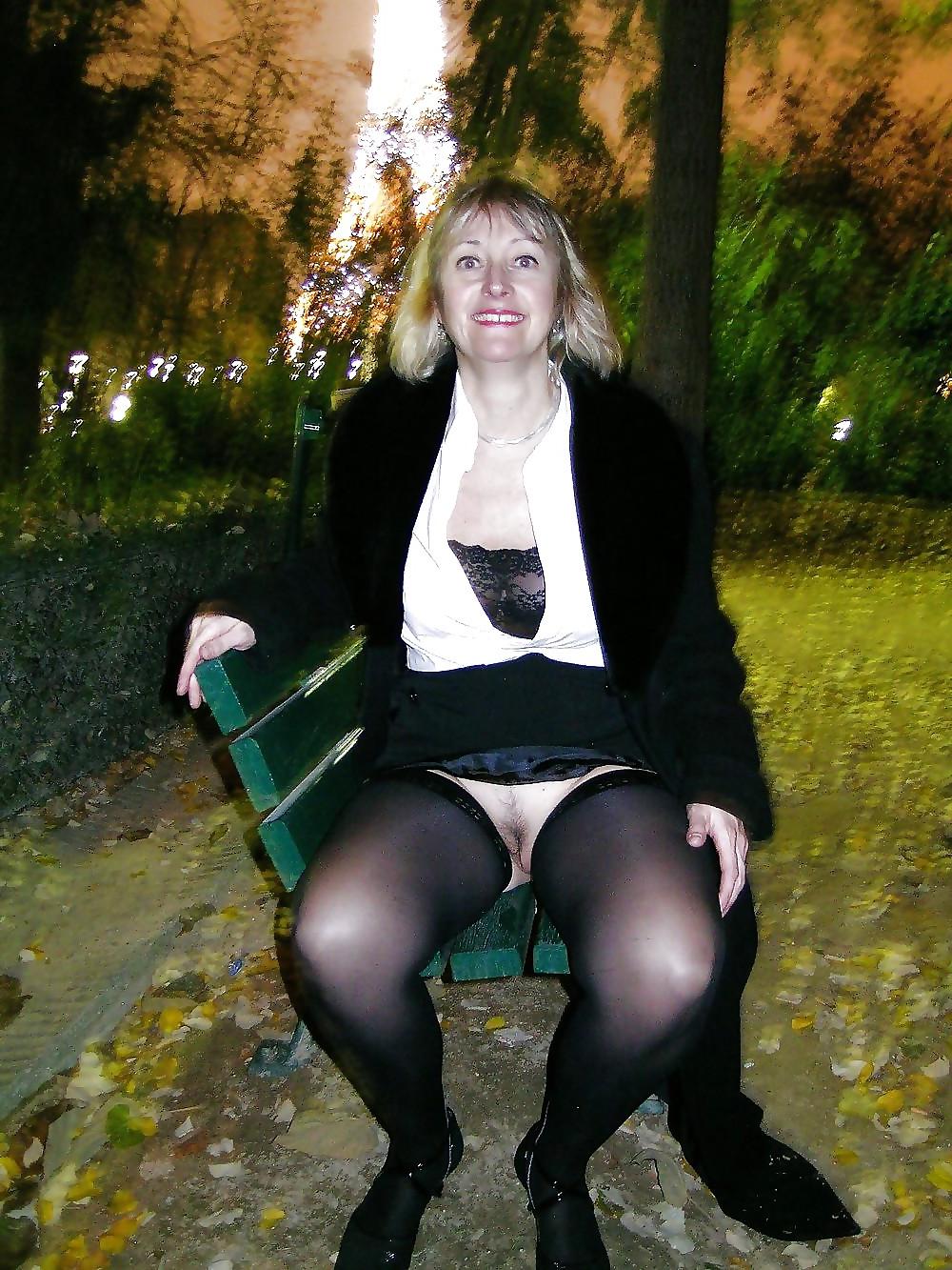 25P Up Skirt At The Park 10