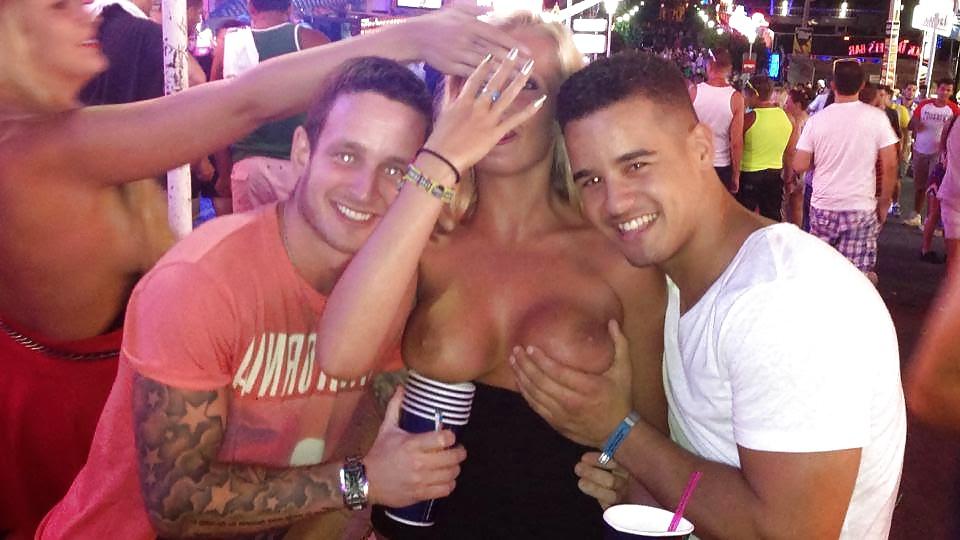 25P Sluts on Holiday